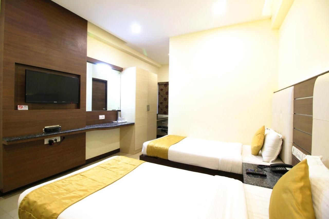 Saibala Grand Airport Hotel 3*